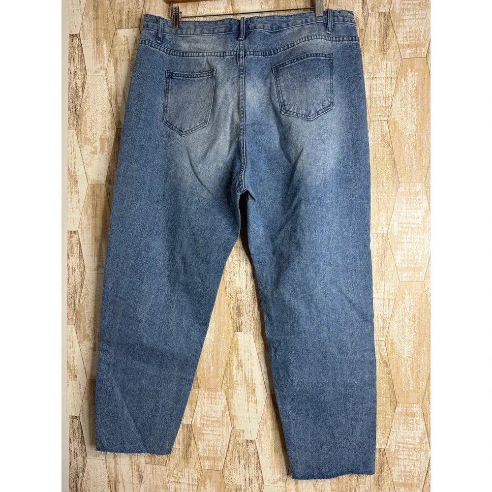 SHEIN Women 2XL Jeans Blue Distressed‎ Ripped High Rise Raw Hem Straight Leg